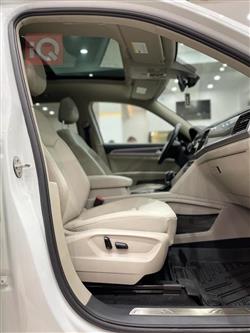 ڤۆڵکسواگن ئەتلەس